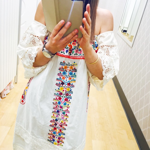Aida Coronado Dresses & Skirts - Mexican embroidered crochet off shoulder dress